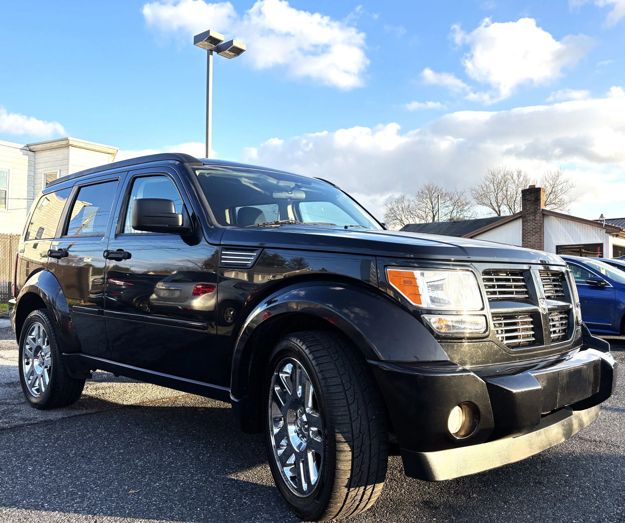 Used 2011 Dodge Nitro Heat w/ Popular Equipment Group image 3