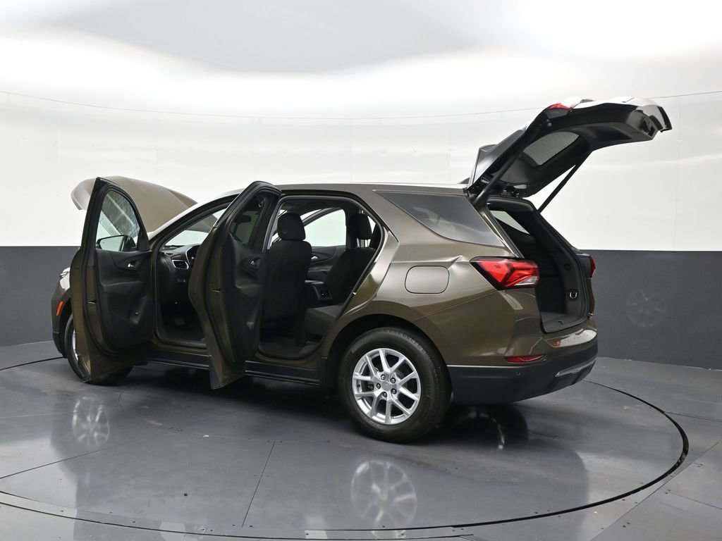 Used 2024 Chevrolet Equinox LT FWD image 32