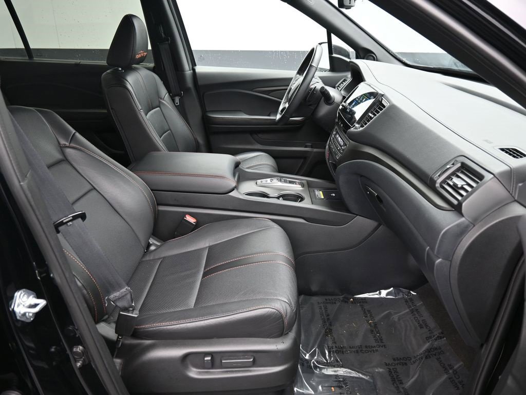 Used 2024 Honda Passport TrailSport image 48
