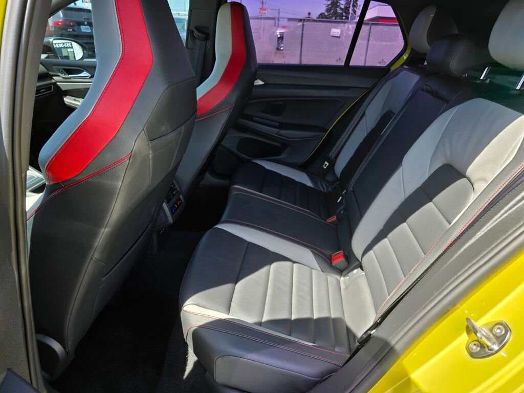 Used 2022 Volkswagen GTI Autobahn FWD image 18