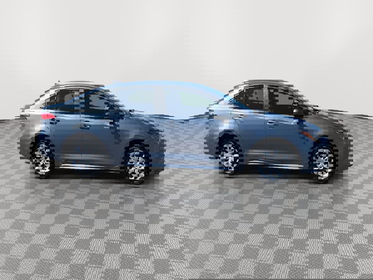 Used 2024 Toyota Corolla LE image 8