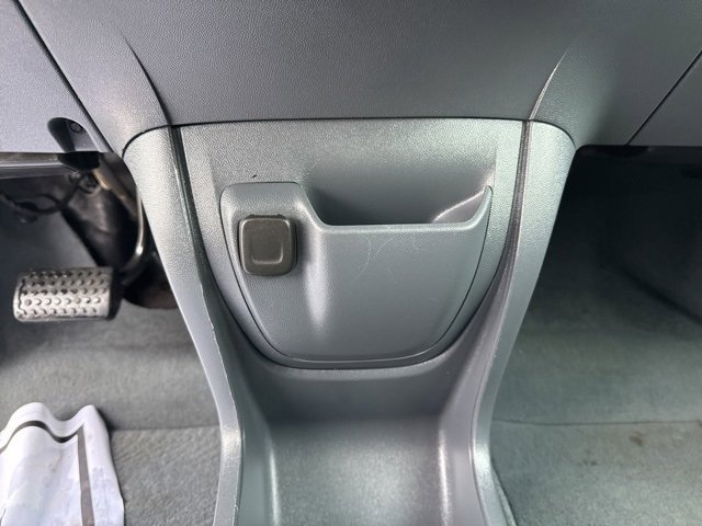 Used 2021 Chevrolet Bolt Premier w/ Infotainment Package image 22