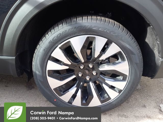 New 2026 Ford Explorer Platinum w/ LUX Leather Package image 31