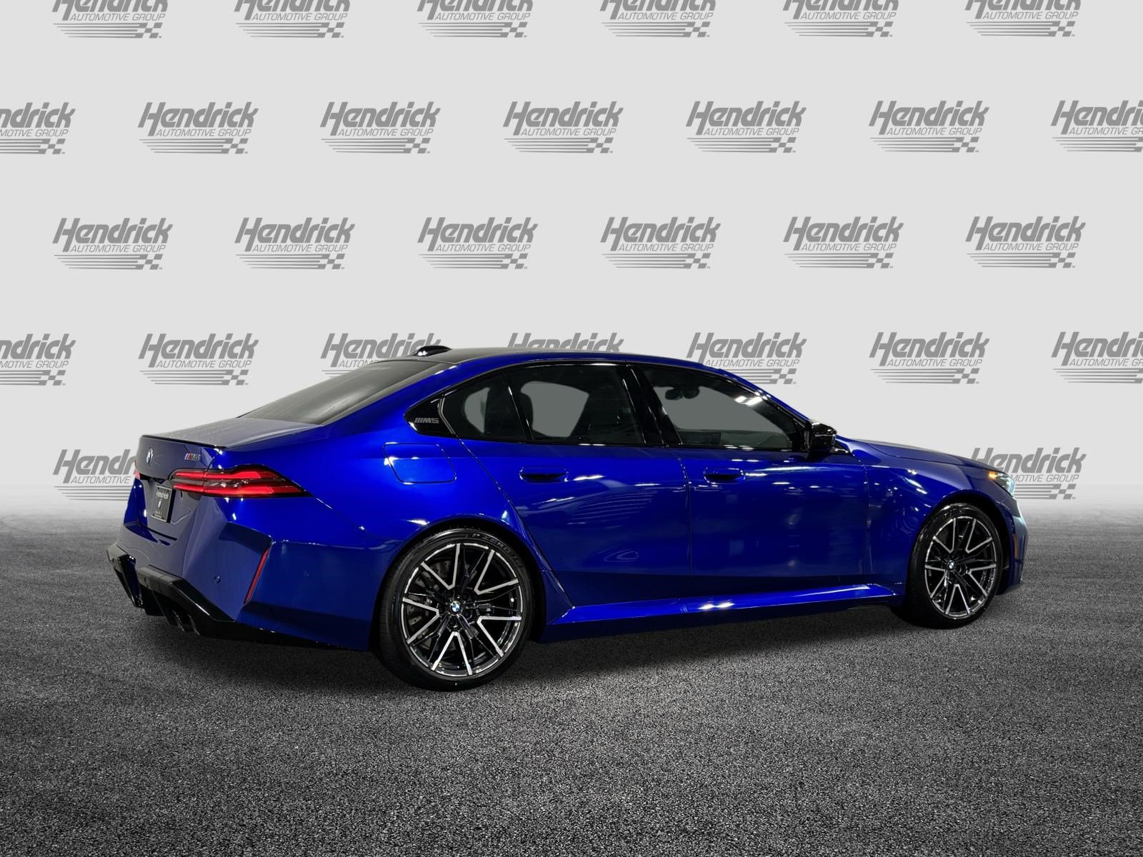 New 2027 BMW M5 w/ Executive Package AWD/4WD image 8