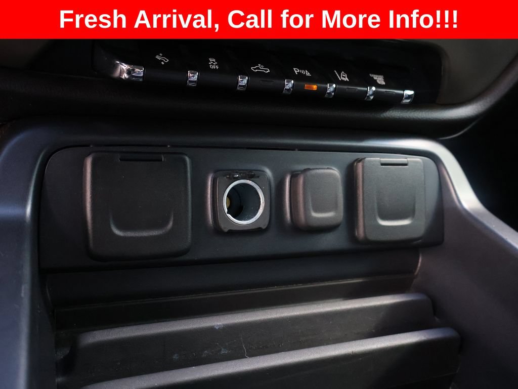 Used 2017 GMC Sierra 3500 Denali w/ Duramax Plus Package AWD/4WD image 26