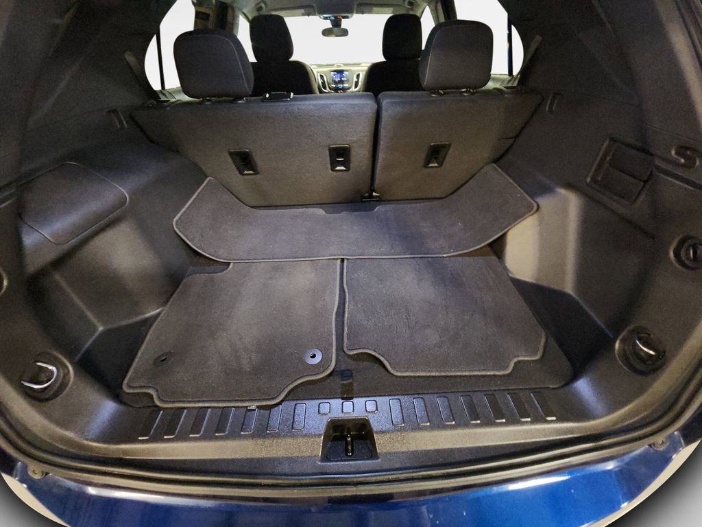 Used 2023 Chevrolet Equinox LT image 25