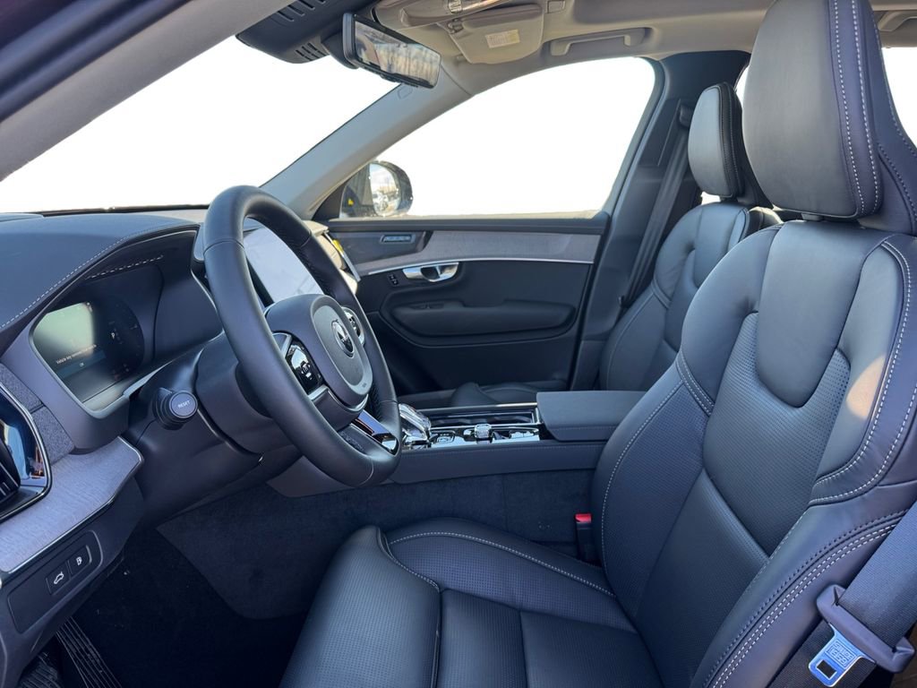 New 2026 Volvo XC90 T8 Ultra w/ Protection Package Premier image 10