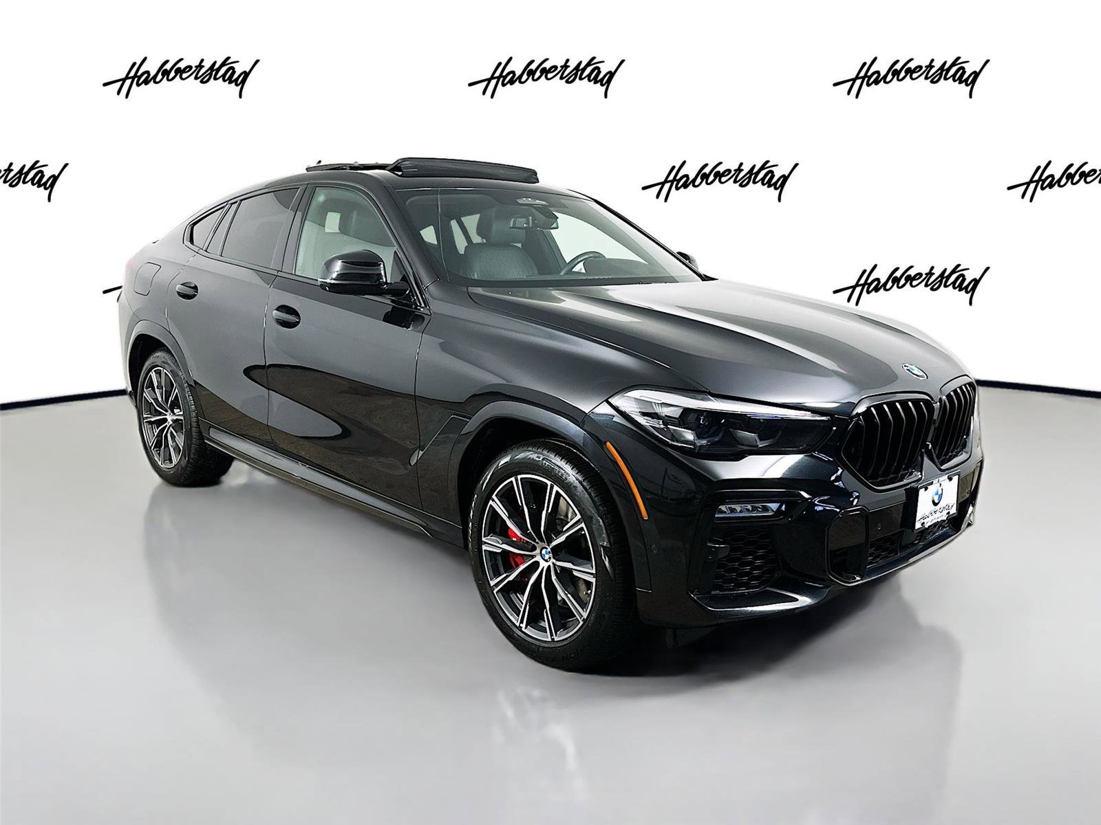 Used 2021 BMW X6 M50i image 3