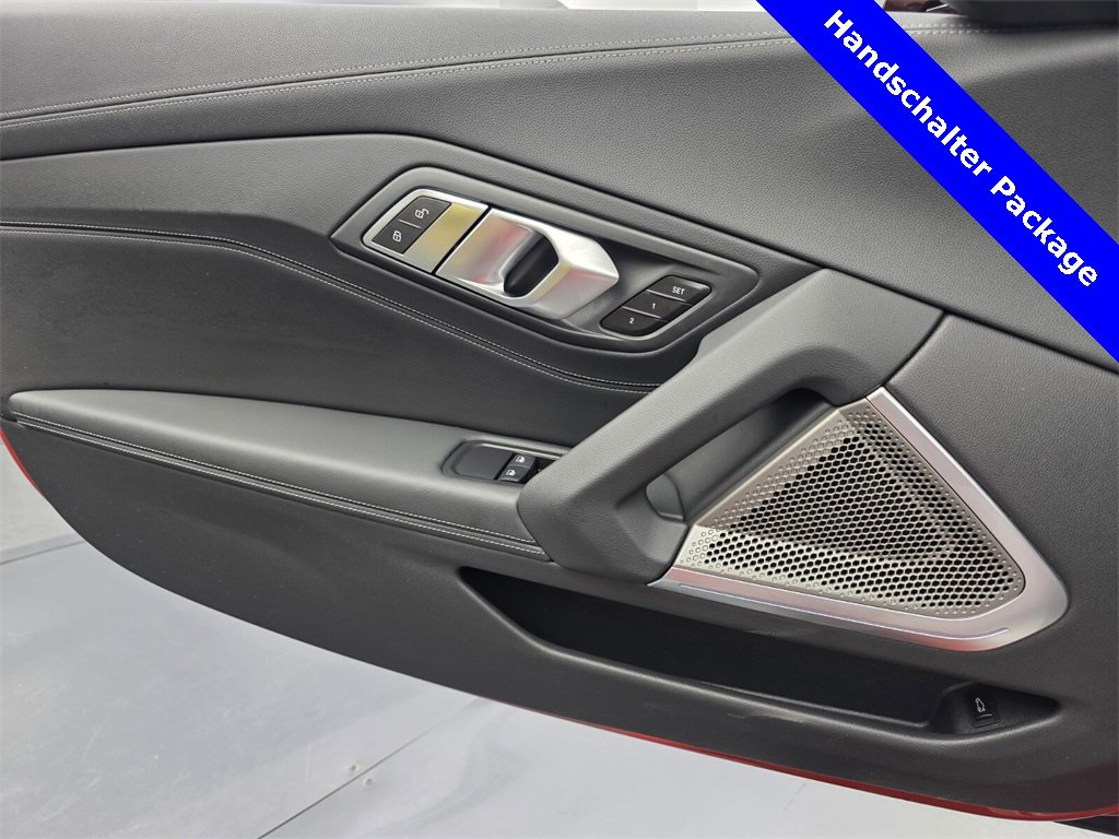 Used 2025 BMW Z4 M40i w/ Edition image 26
