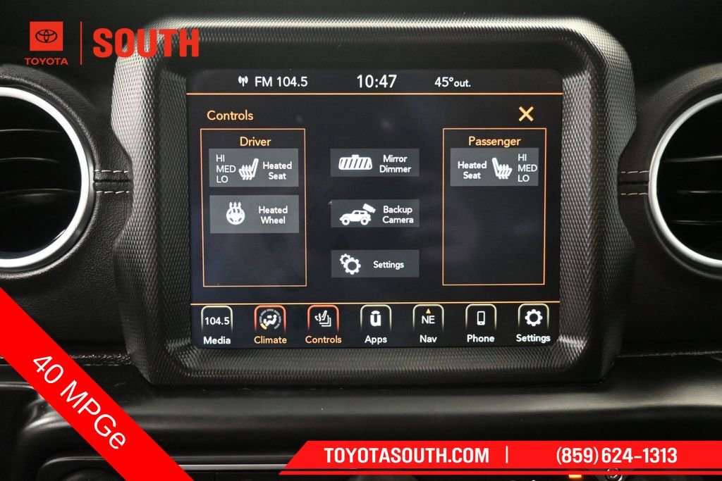 Used 2023 Jeep Wrangler Unlimited Sahara w/ Cold Weather Group AWD/4WD image 15