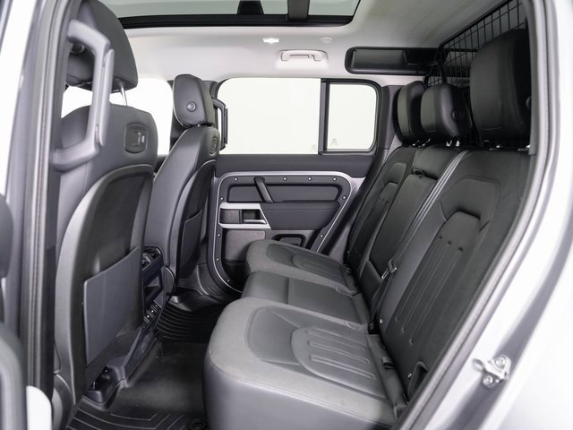 Used 2020 Land Rover Defender 110 S image 22