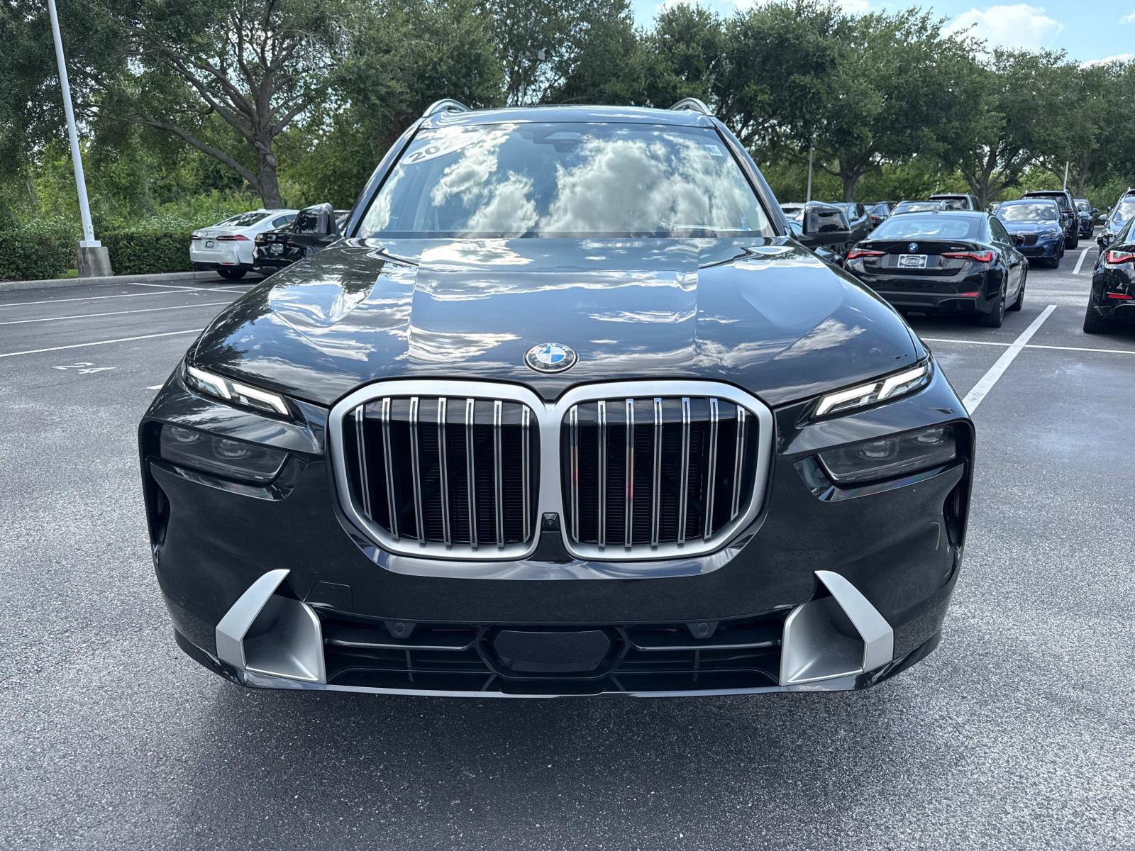 Certified 2025 BMW X7 xDrive40i w/ Premium Package image 9