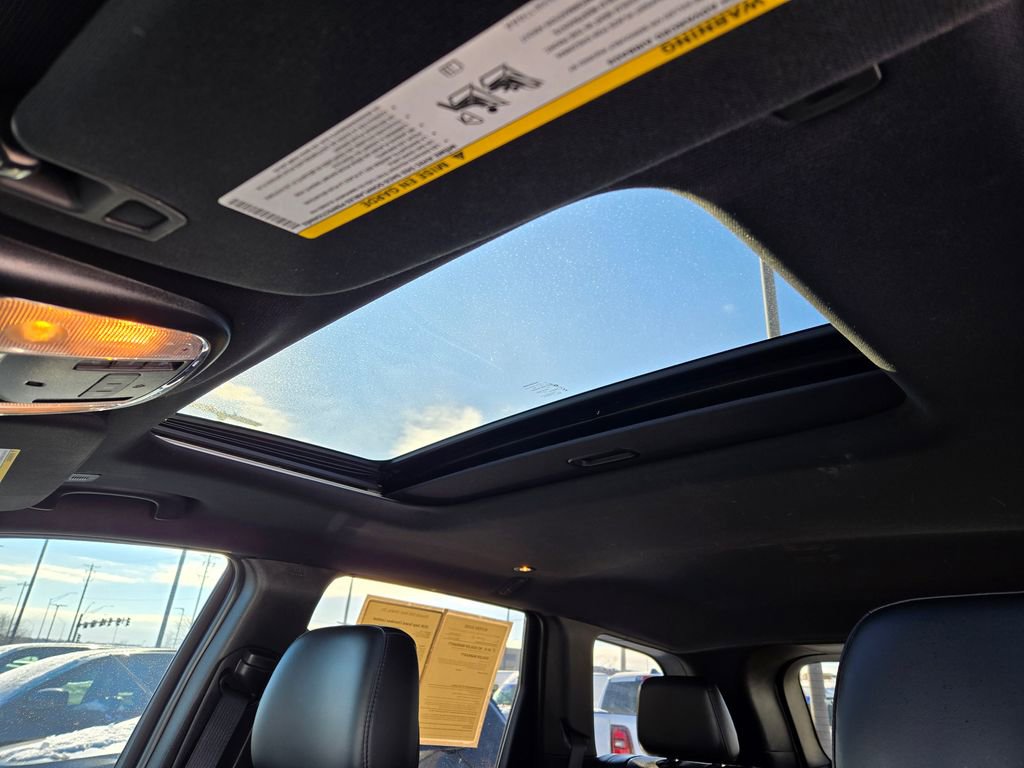 Used 2020 Jeep Grand Cherokee Limited w/ Trailer Tow Group IV image 26