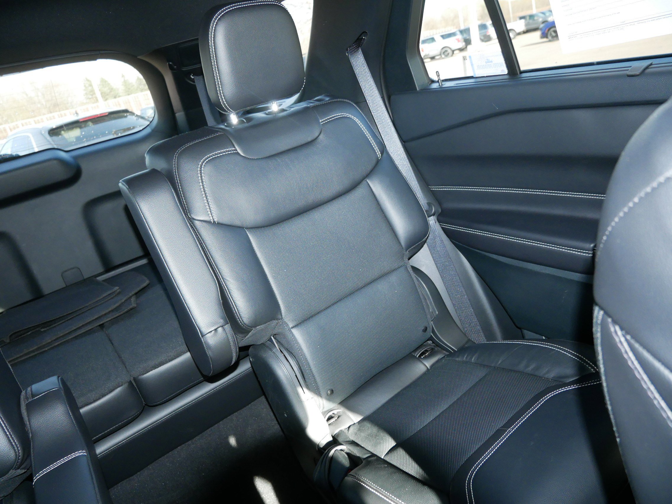 Used 2024 Ford Explorer ST w/ Equipment Group 401A AWD/4WD image 14