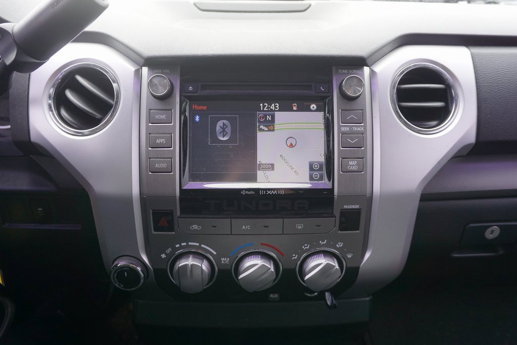 Used 2015 Toyota Tundra SR5 image 9