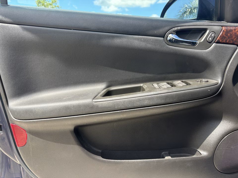 Used 2012 Chevrolet Impala LT FWD image 28