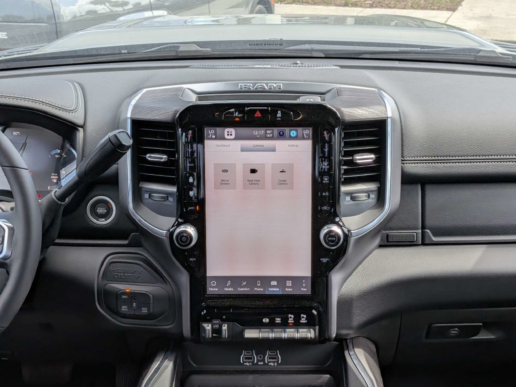 New 2026 RAM 2500 Laramie w/ Night Edition AWD/4WD image 16