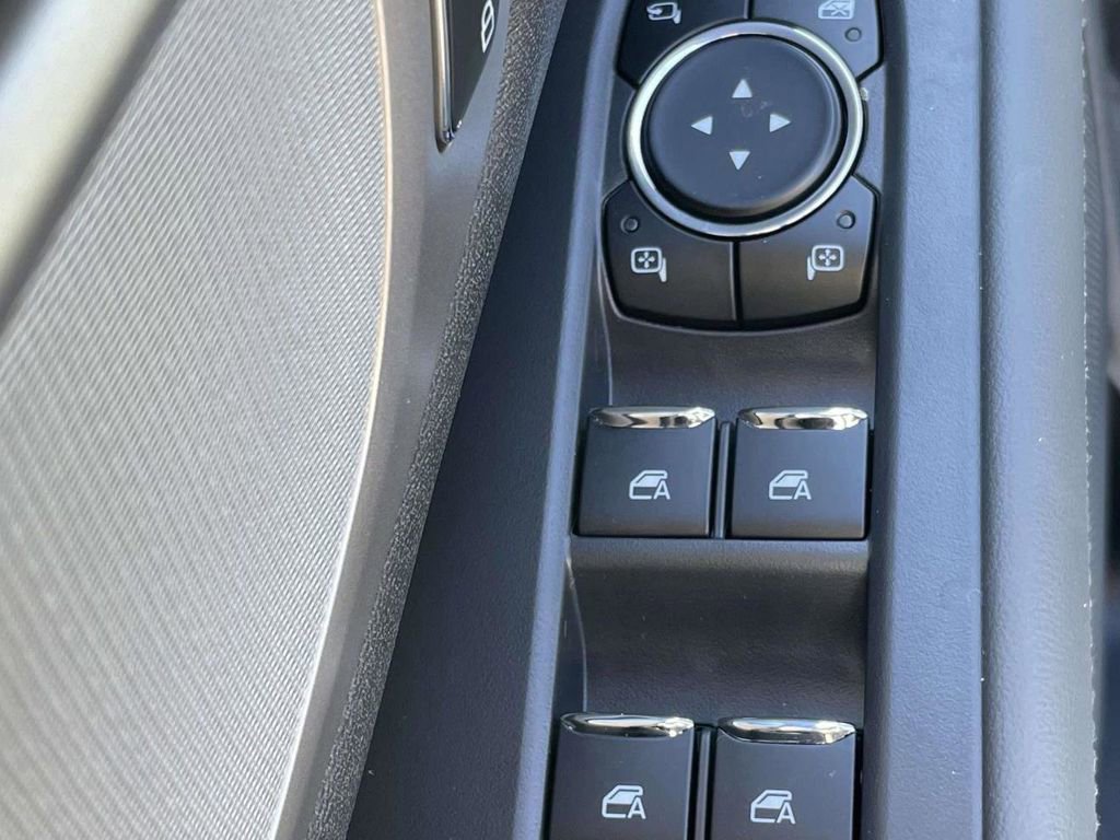 New 2026 Ford Expedition Active image 14