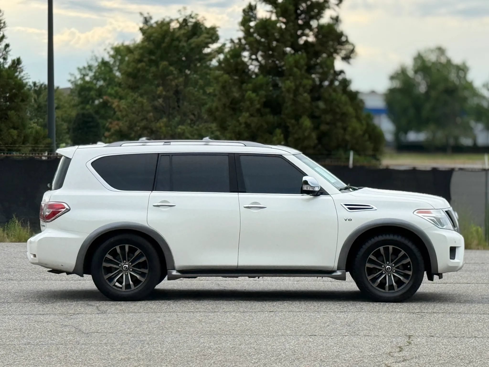 Used 2017 Nissan Armada Platinum RWD image 7