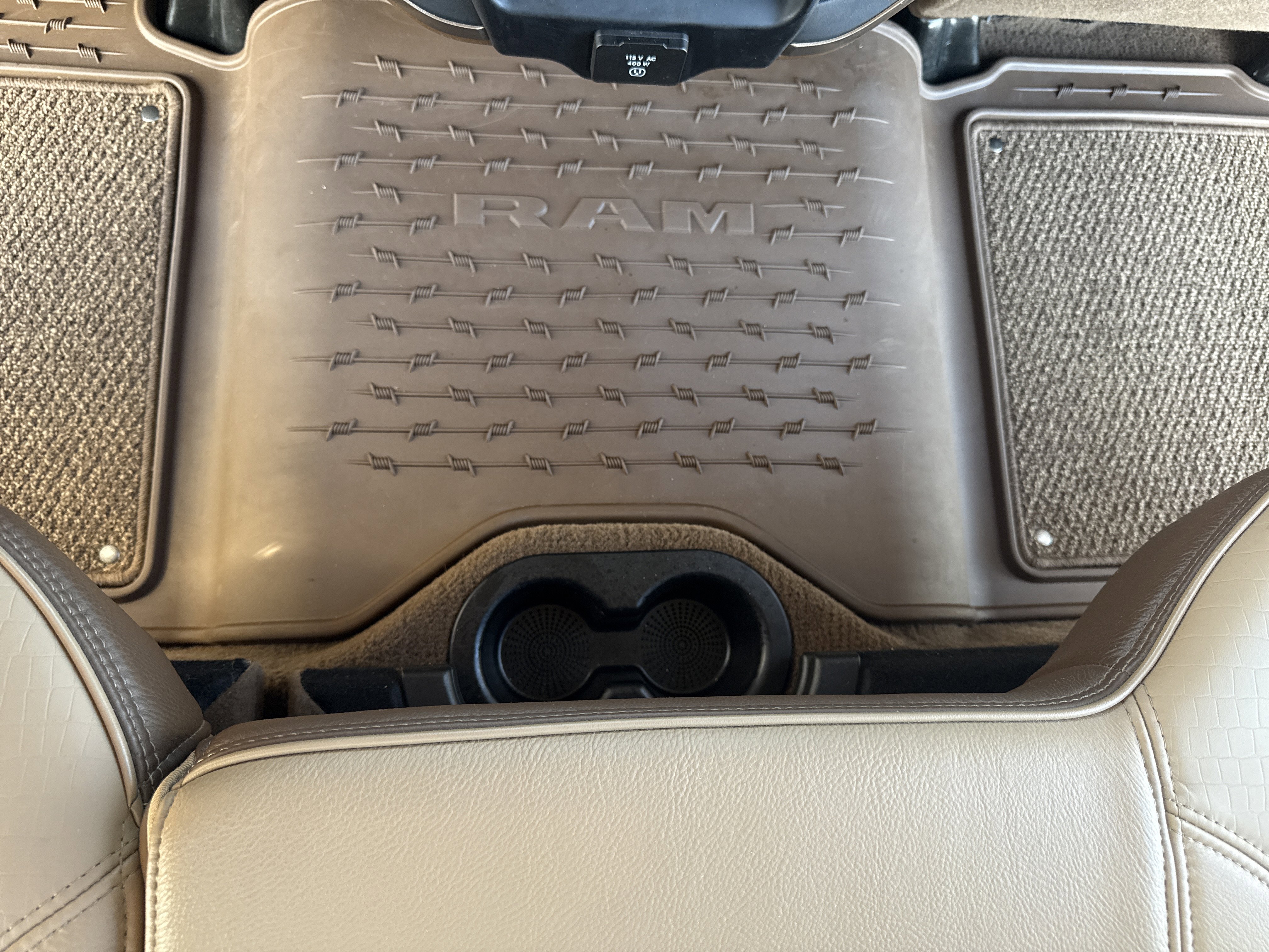 Used 2019 RAM 2500 Limited image 39