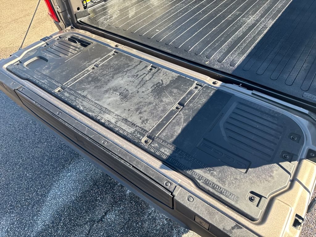 Used 2023 Ford F150 Lariat w/ FX4 Off-Road Package image 9