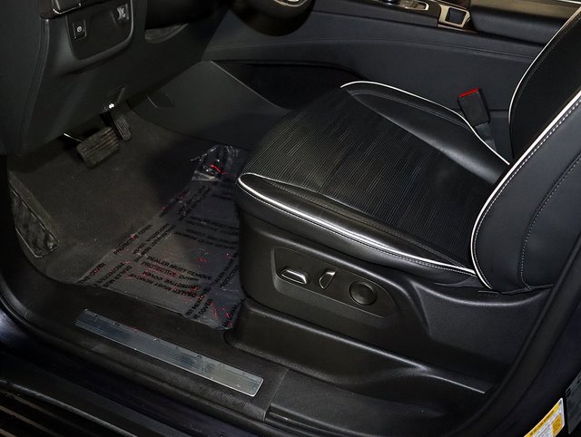 Used 2023 Cadillac Escalade ESV Premium Luxury image 27