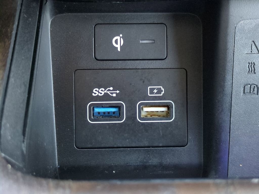 Used 2023 Genesis GV80 2.5T w/ Prestige Package image 30