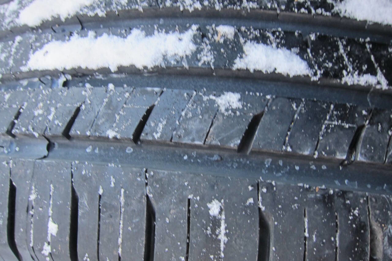 Used 2013 Nissan Pathfinder S w/ Cargo Pkg image 19