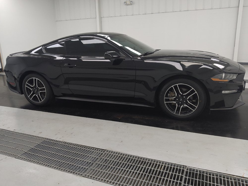 Used 2018 Ford Mustang Premium w/ Equipment Group 201A RWD image 11