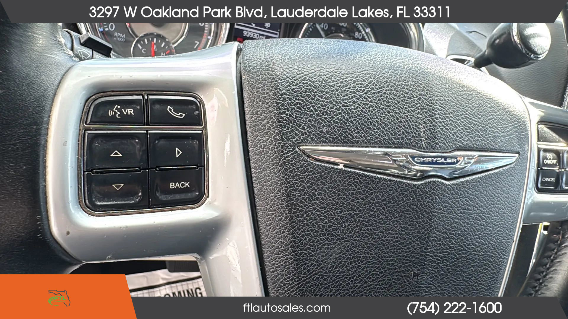 Used 2013 Chrysler Town & Country Touring image 45