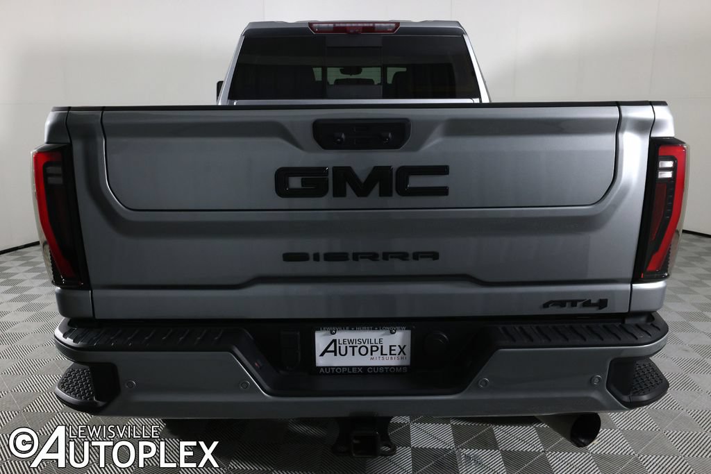 Used 2025 GMC Sierra 2500 AT4 w/ AT4 Premium Plus Package AWD/4WD image 6