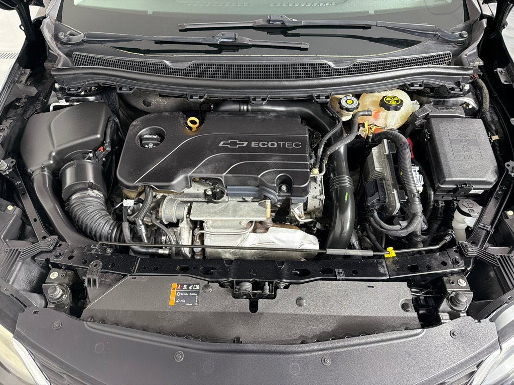 Used 2017 Chevrolet Cruze LS FWD image 20