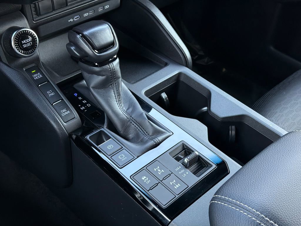 Used 2024 Toyota Land Cruiser 1958 image 31