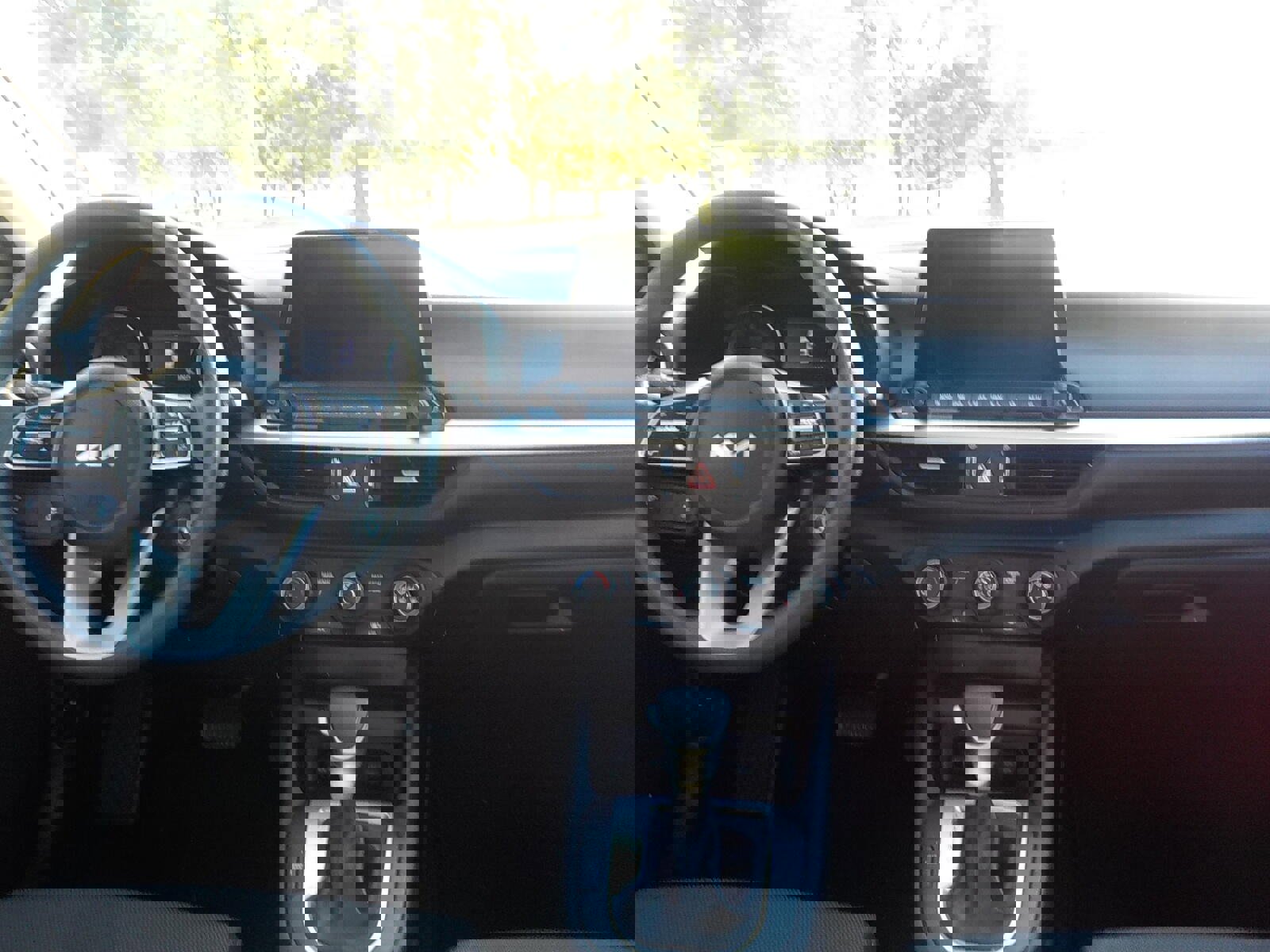 Used 2023 Kia Forte LXS image 14