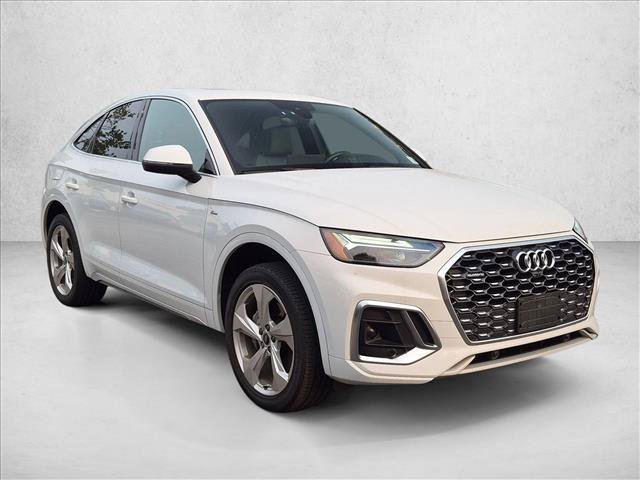 Used 2023 Audi Q5 2.0T Premium Plus w/ Premium Plus Package AWD/4WD image 3