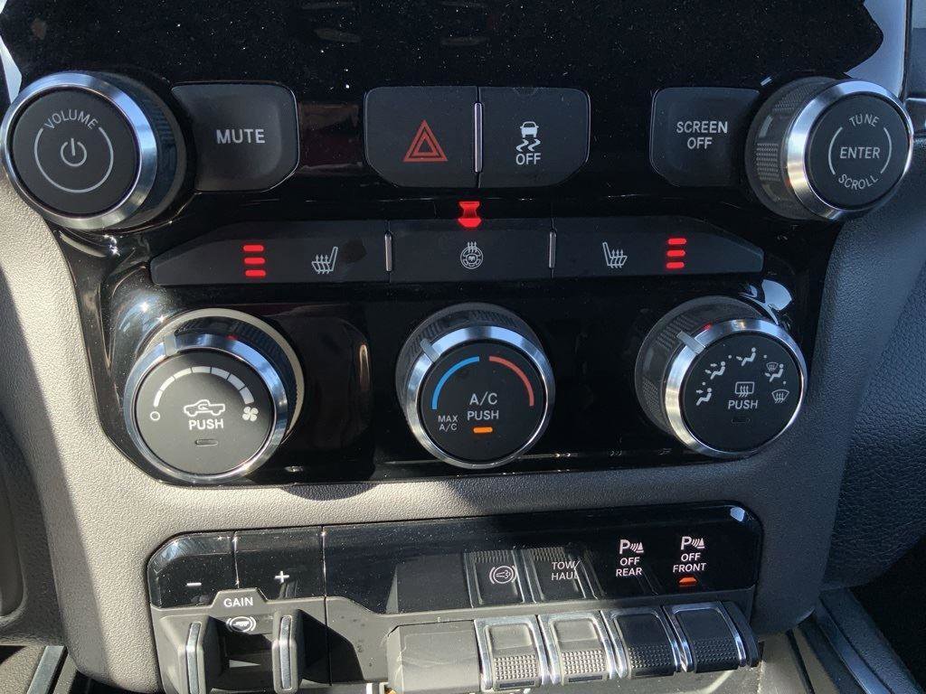 Used 2025 RAM 3500 Big Horn image 50