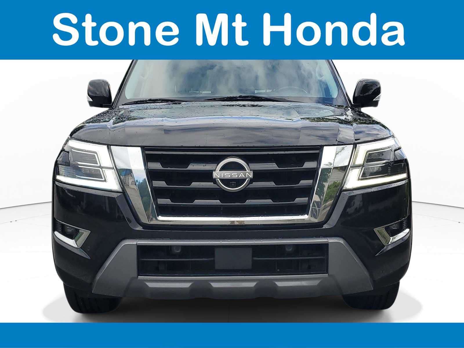 Used 2021 Nissan Armada SL w/ Captain's Chairs Package RWD image 2