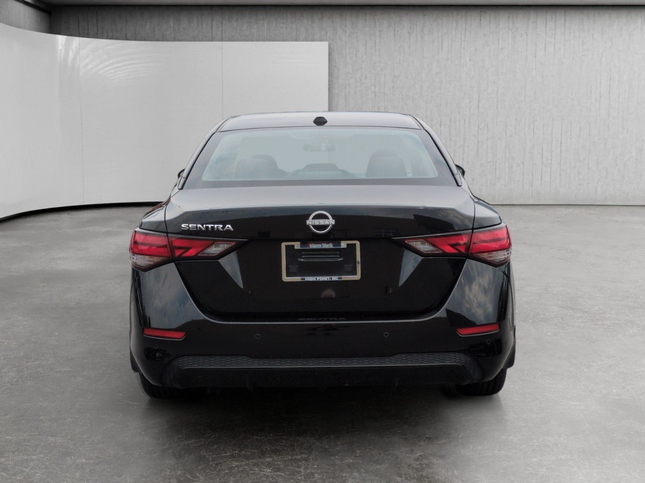 Used 2025 Nissan Sentra SV FWD image 6