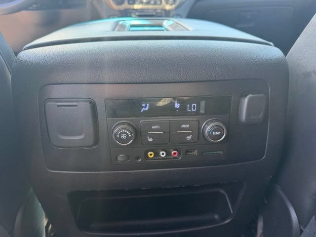 Used 2016 GMC Yukon XL Denali w/ Open Road Package AWD/4WD image 24