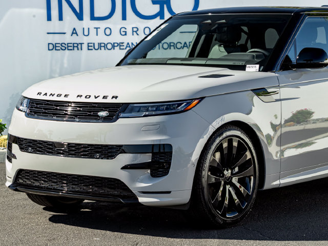 New 2027 Land Rover Range Rover Sport Dynamic SE AWD/4WD image 2