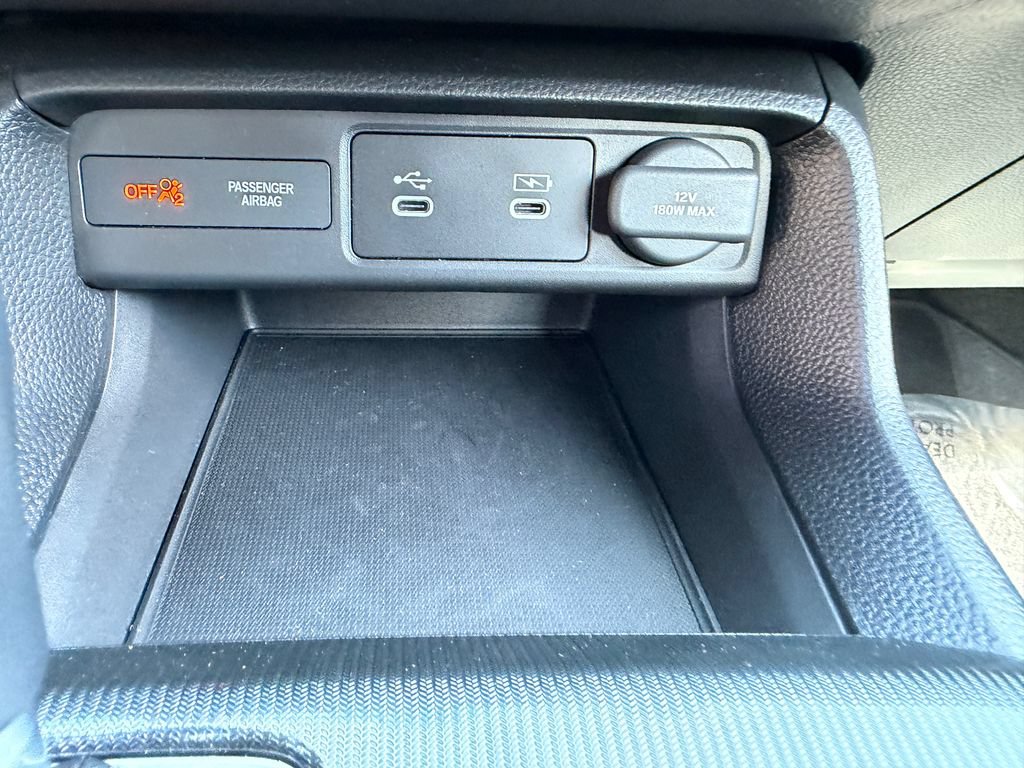 Used 2025 Honda Civic Sport image 26