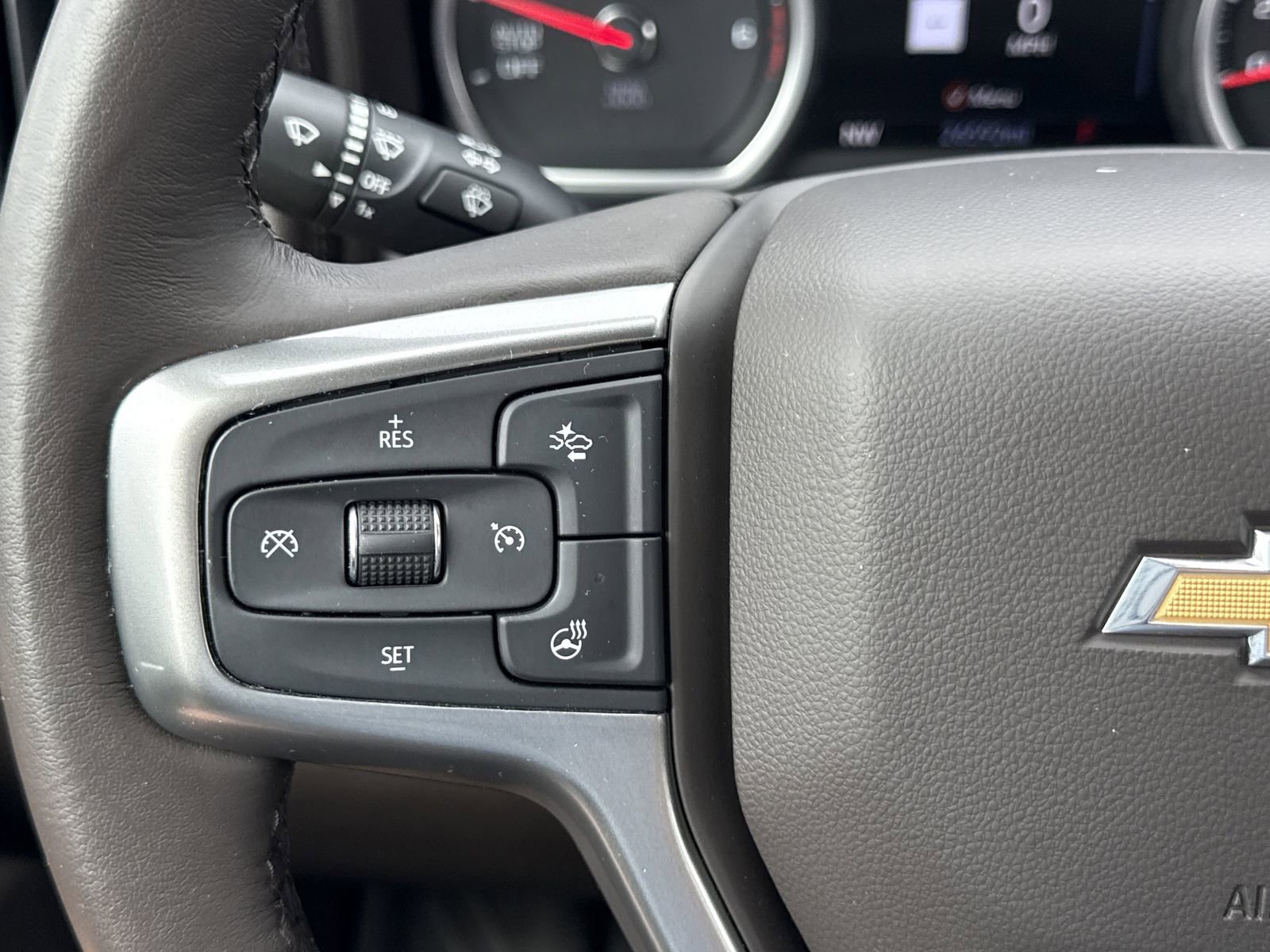 Used 2021 Chevrolet Silverado 1500 LTZ w/ LTZ Premium Package image 16