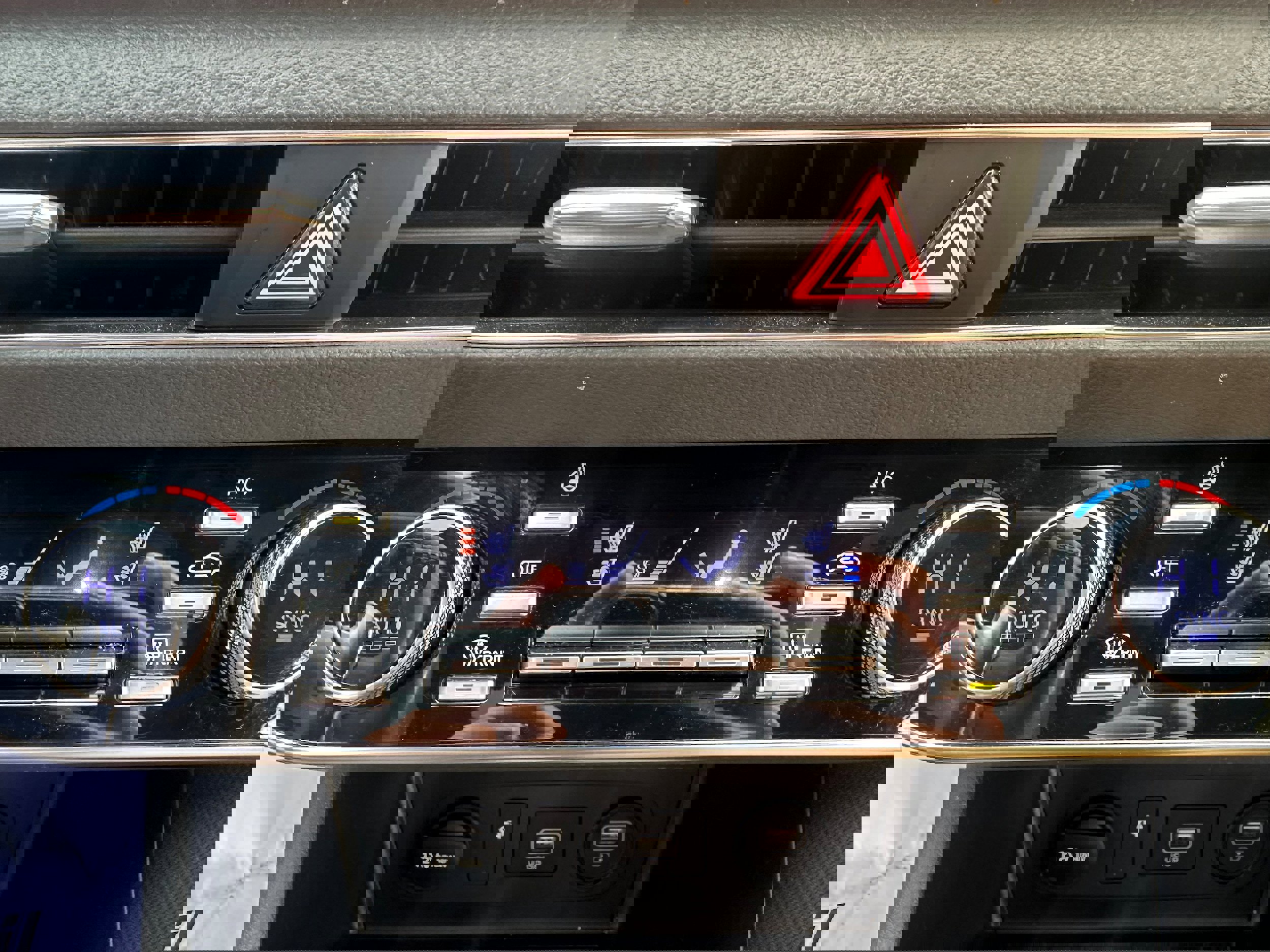 Used 2021 Hyundai Sonata Limited image 31