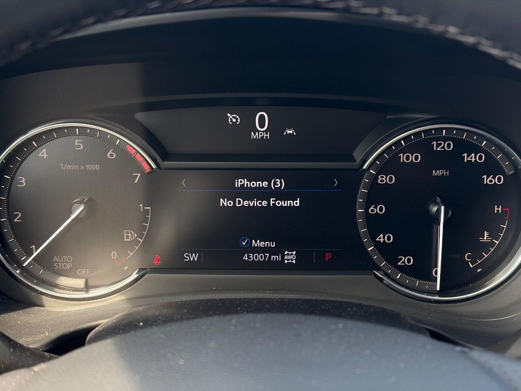 Used 2022 Cadillac XT4 Sport w/ Comfort Package AWD/4WD image 5