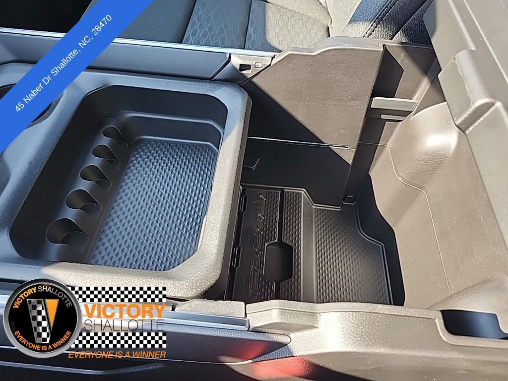 New 2025 RAM 1500 4x4 Crew Cab image 40