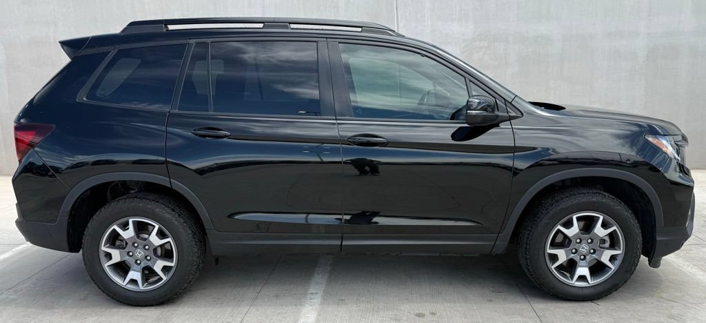 Used 2023 Honda Passport TrailSport image 5