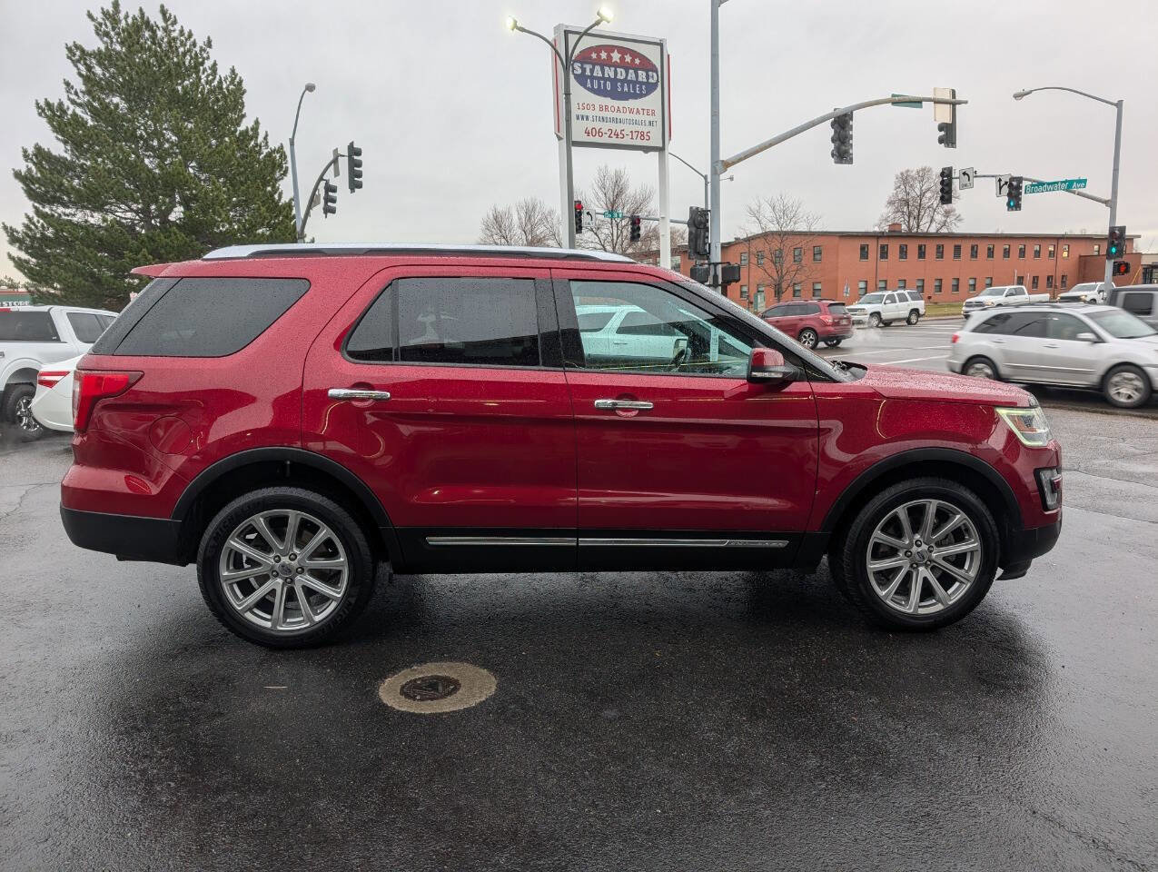 Used 2016 Ford Explorer Limited image 8