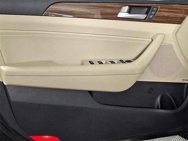 Used 2017 Hyundai Sonata Limited w/ Ultimate Package 04 image 15