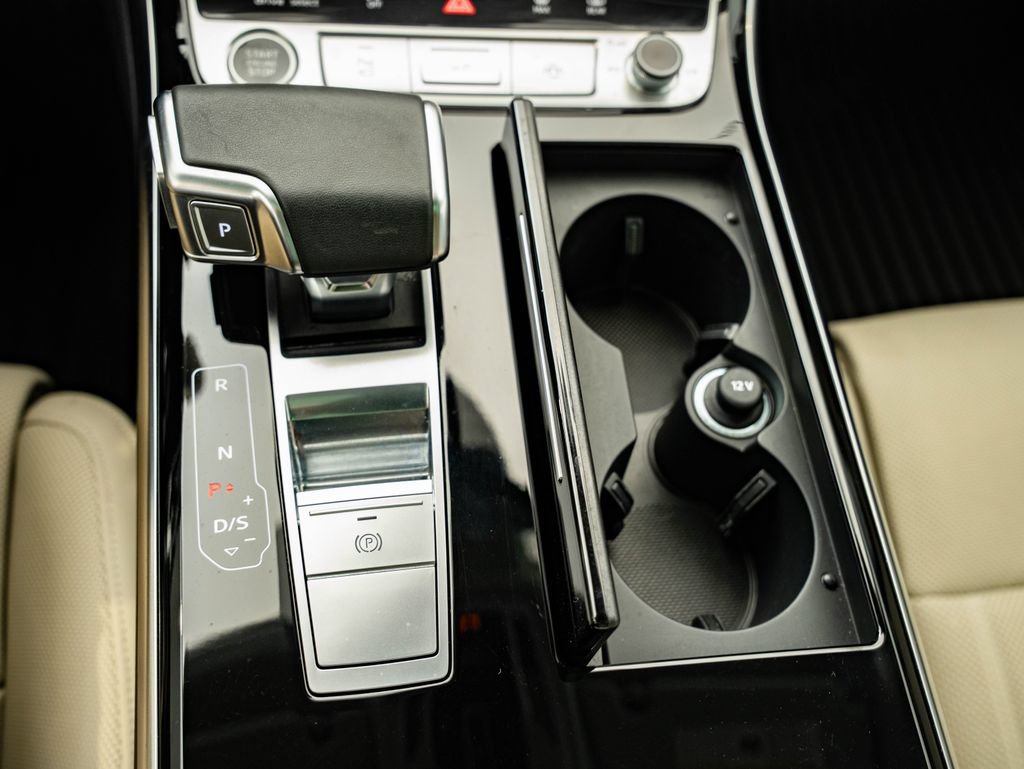 Certified 2025 Audi A8 L 3.0T w/ Executive Package AWD/4WD image 38