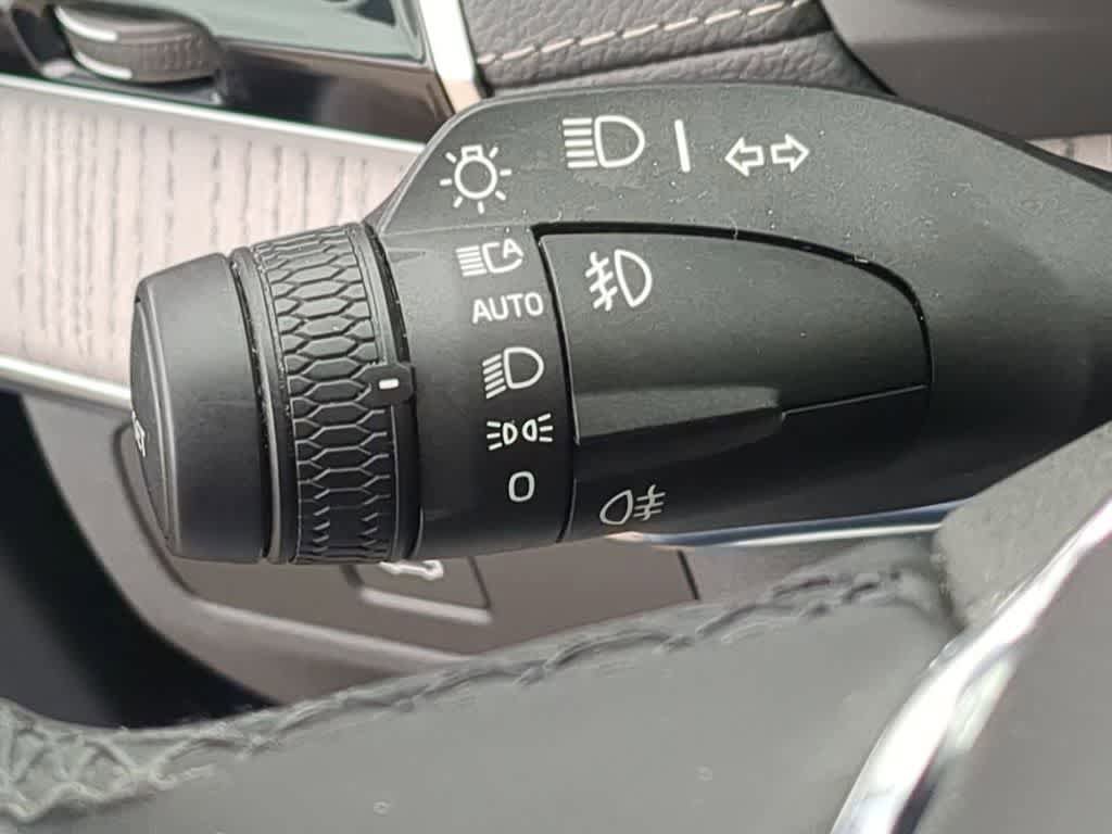 Used 2024 Volvo XC90 B6 Ultimate AWD/4WD image 25